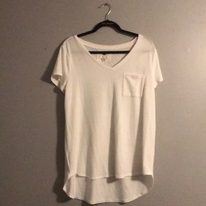 Flowy white pocket tee